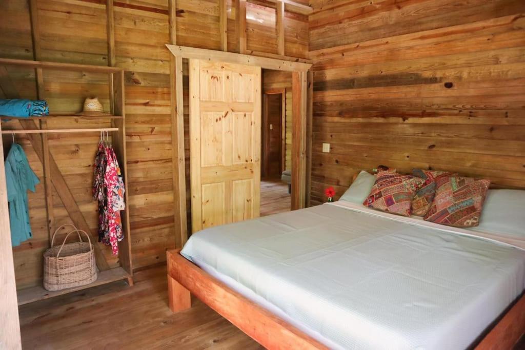Jungle Beach 2 Bedroom Cottage Bocas Town Exterior foto